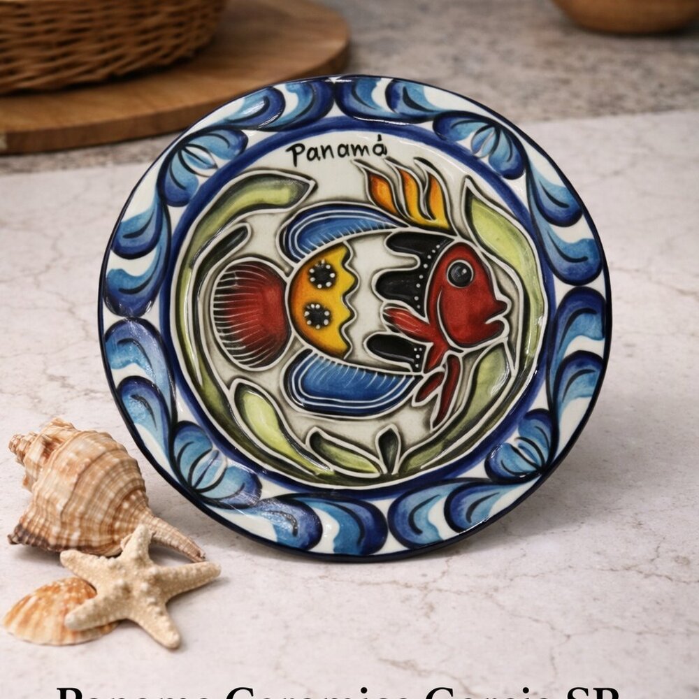 Panama‎ Ceramica Garcia SR Hand Crafted Tropical Fish Decorative Plate 7 inch